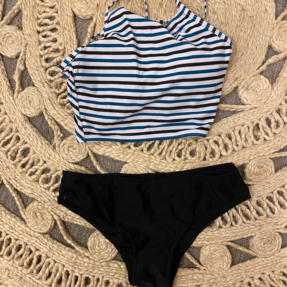 Brand new Teal striped bathing suit and black bottoms